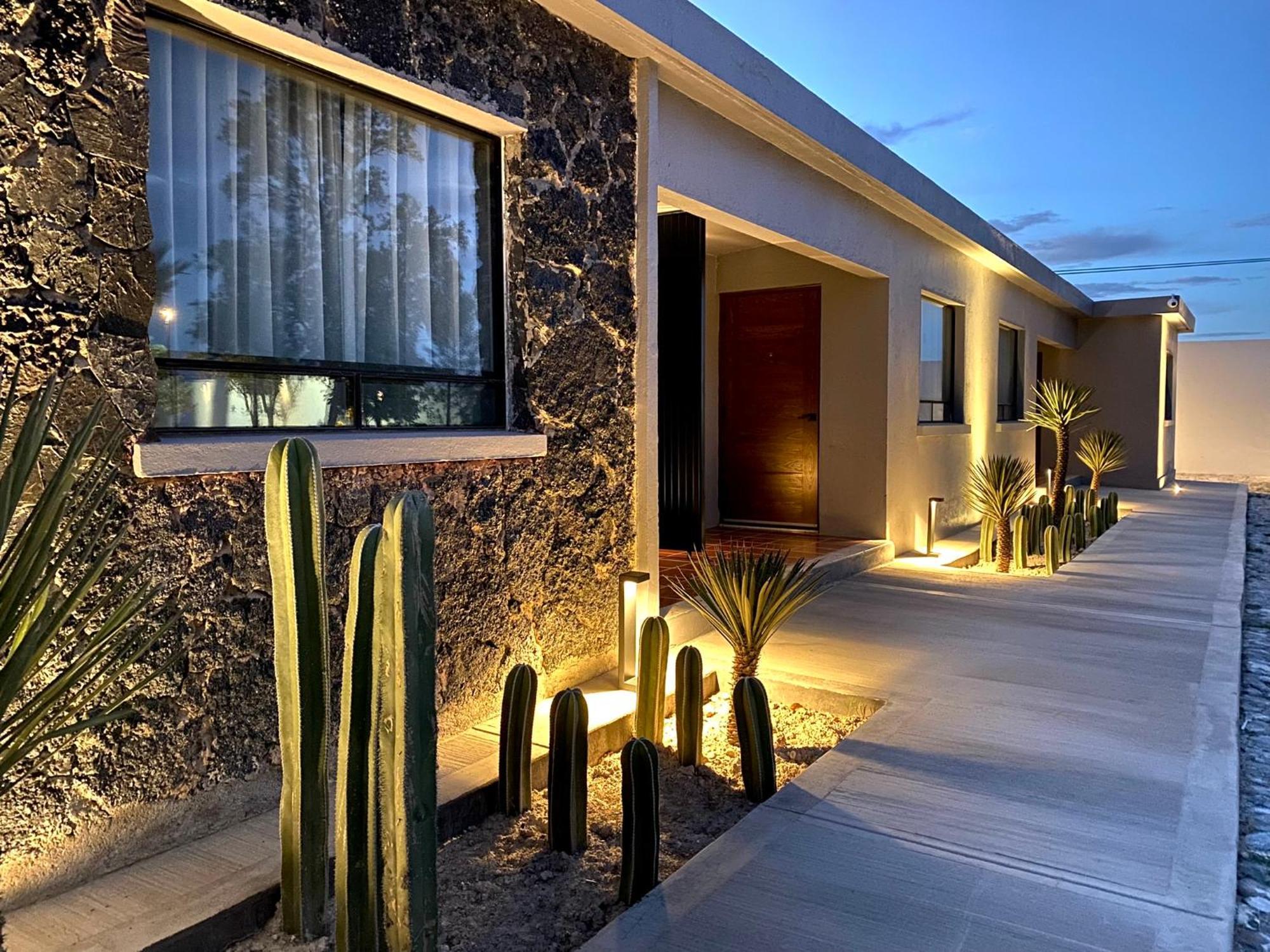 Hotel El Pedregal Matehuala Bagian luar foto