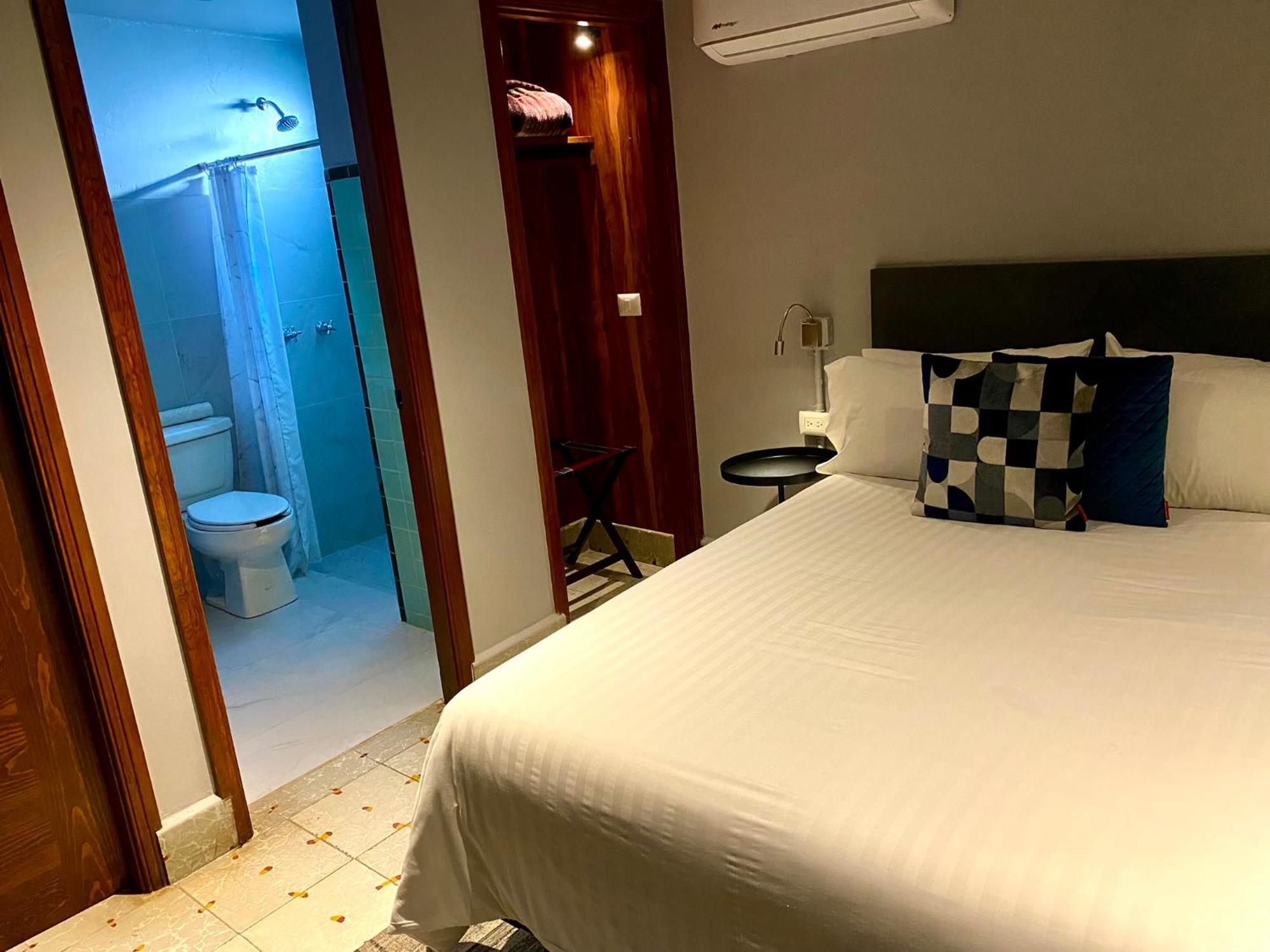 Hotel El Pedregal Matehuala Bagian luar foto